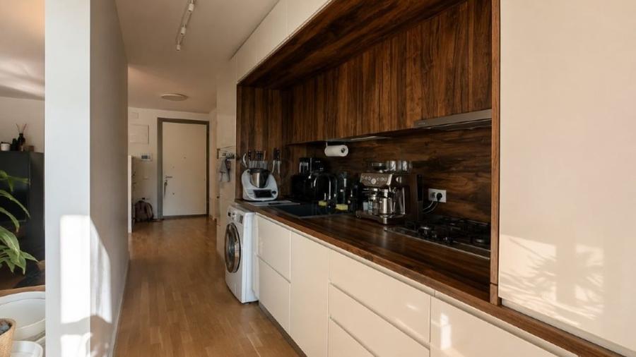 Apartament cu 3 camere decomandat, mobilat în Barbu Văcărescu