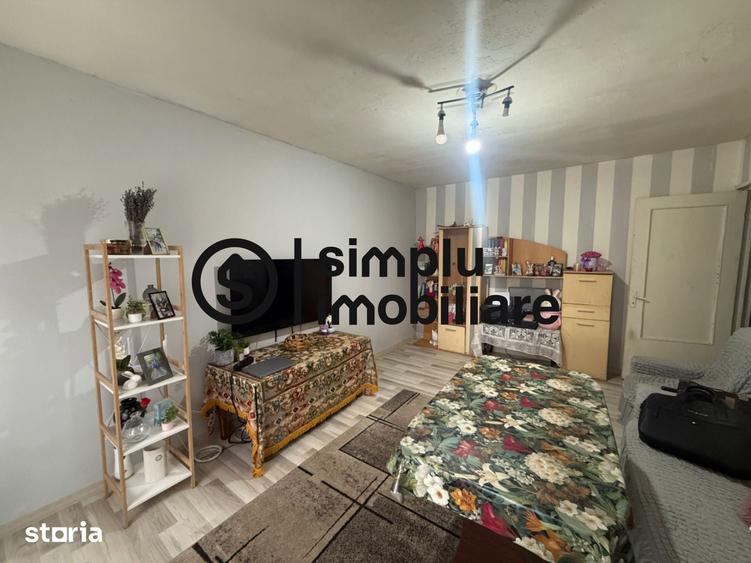 Apartament cu 2 camere decomandat în 1 Mai