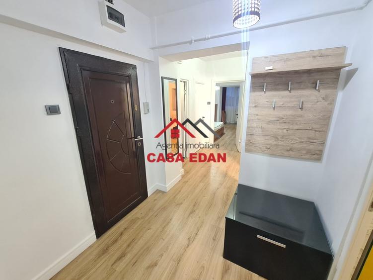 Apartament cu 3 camere decomandat în Câmpina