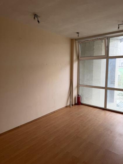 Spațiu comercial, de 15 mp, în Ciumbrud