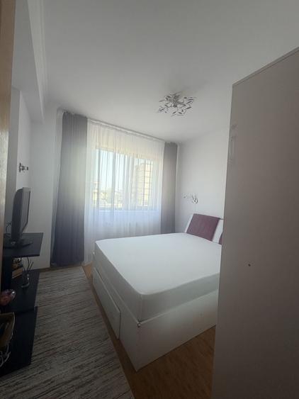Apartament cu 3 camere decomandat în Găvana
