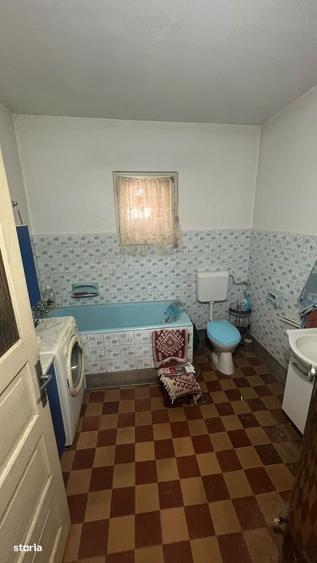 Casă cu 3 camere în Careiului