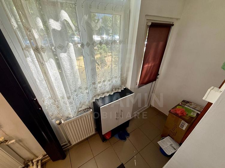 Apartament cu 3 camere decomandat, mobilat în Brazda lui Novac