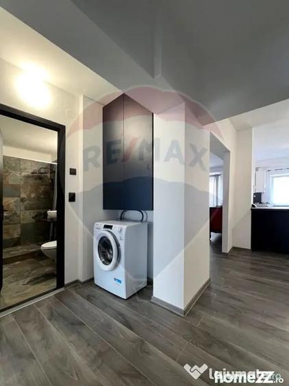 Apartament cu 3 camere decomandat în Est
