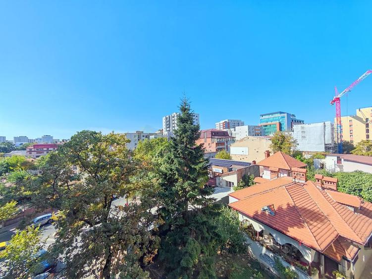 Apartament cu 2 camere decomandat, mobilat în Decebal