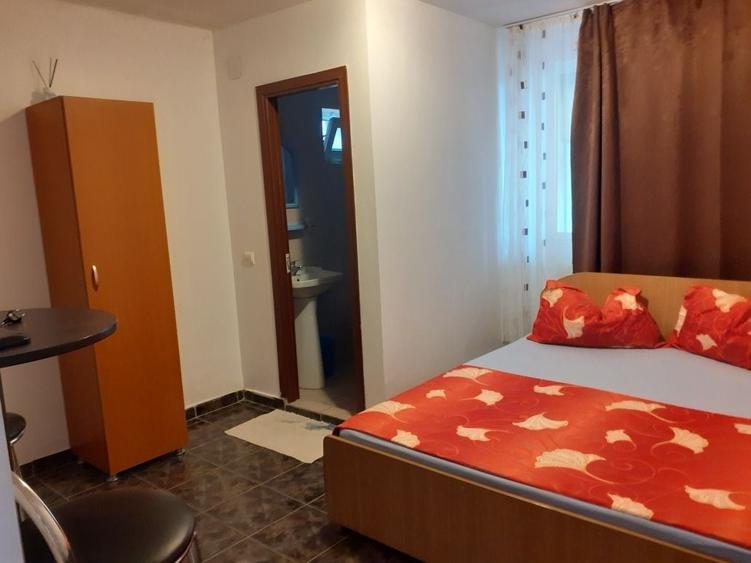 Casă cu 4 camere în Costinești