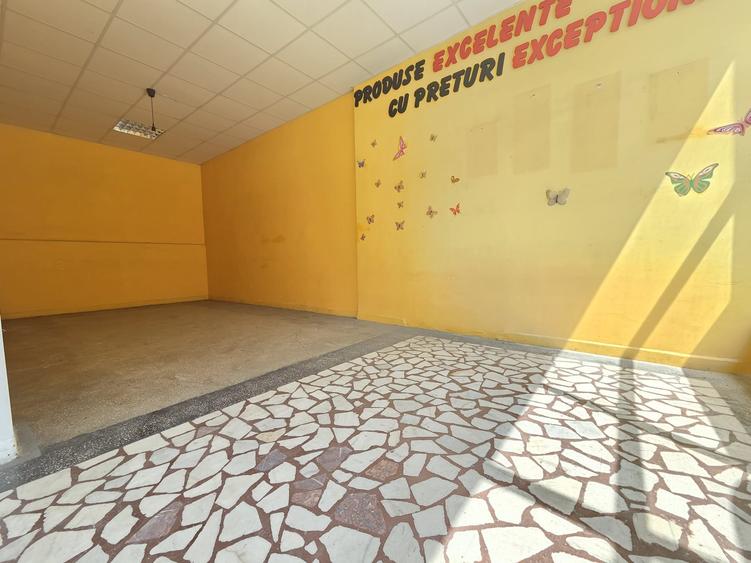 Spațiu comercial, de 130 mp, în Micro 18