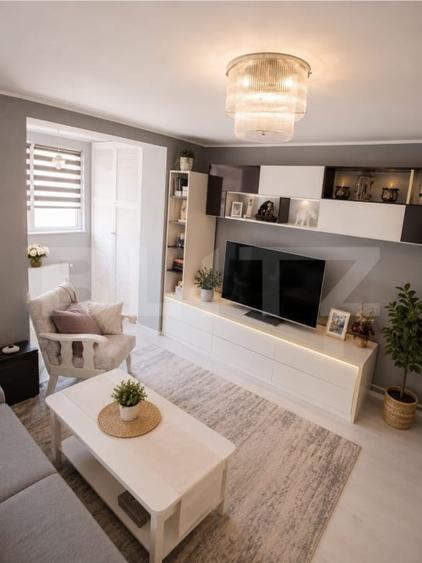 Apartament decomandat 3 camere, 75 mp, parcare inclusa, zona Eroilor - 2