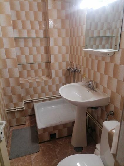 Apartament cu 4 camere decomandat în Exterior Vest