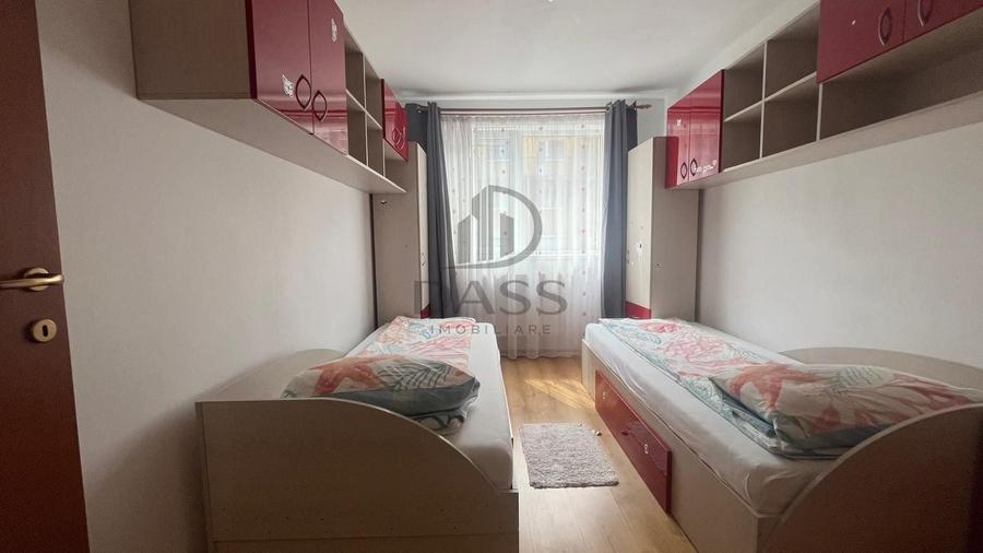 Apartament cu 3 camere decomandat, mobilat în Hipodrom 1
