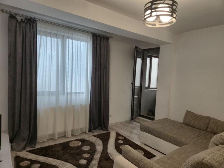 Apartament cu 2 camere decomandat în Olteni