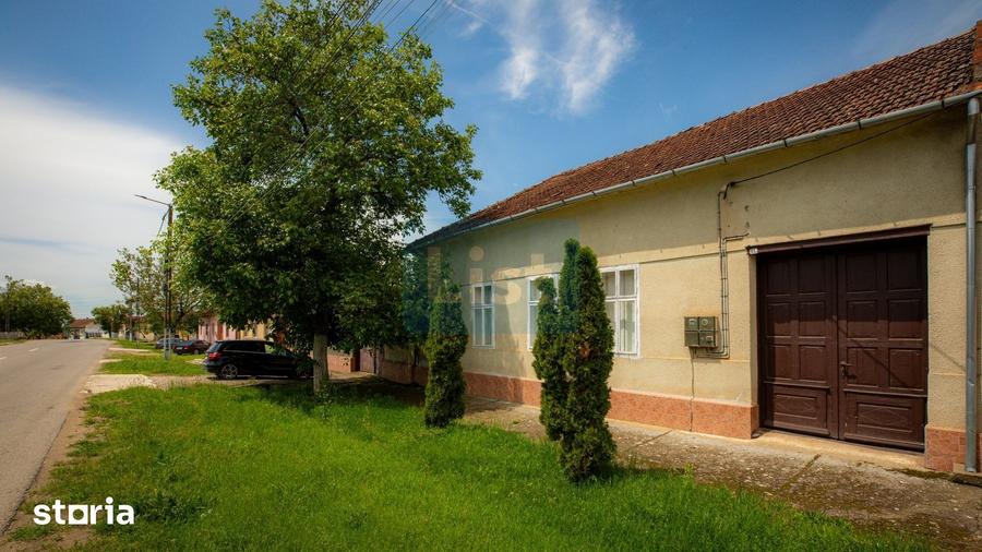 Casă cu 6 camere cu Teren 2900 Mp în Mehadia
