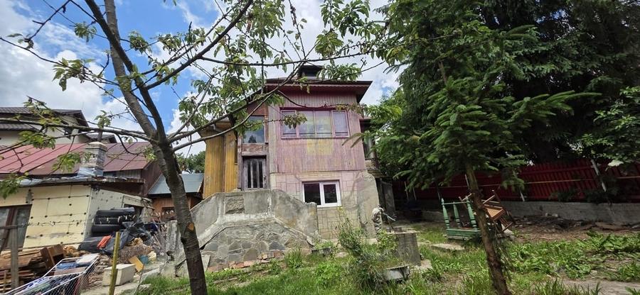 Casă cu 3 camere în Sud