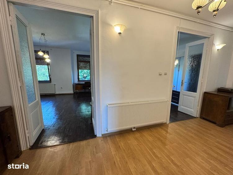 Apartament cu 4 camere în Cotroceni