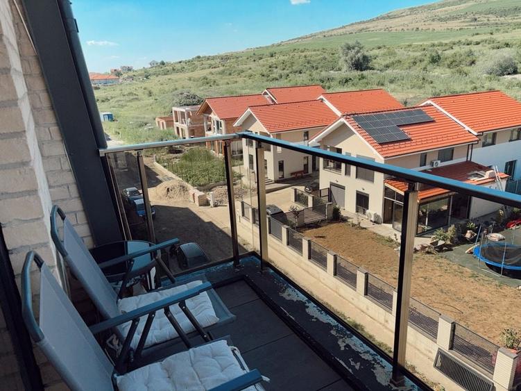 Apartament cu 3 camere în Chinteni