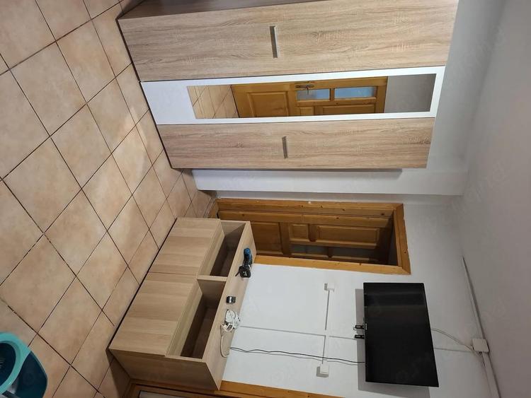 Garsonieră decomandată în Ștefăneștii de Jos
