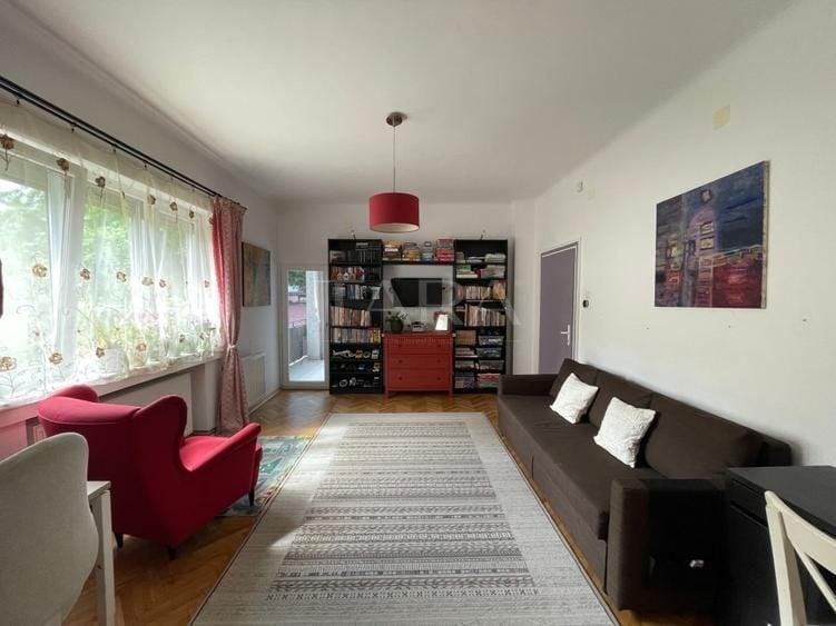 Apartament cu 3 camere decomandat în Andrei Mureșanu