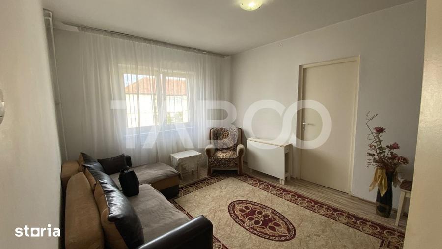 Apartament cu 2 camere decomandat în Mihai Viteazul
