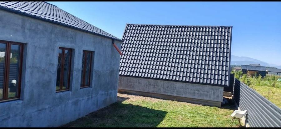 Casă cu 3 camere în Sânpetru