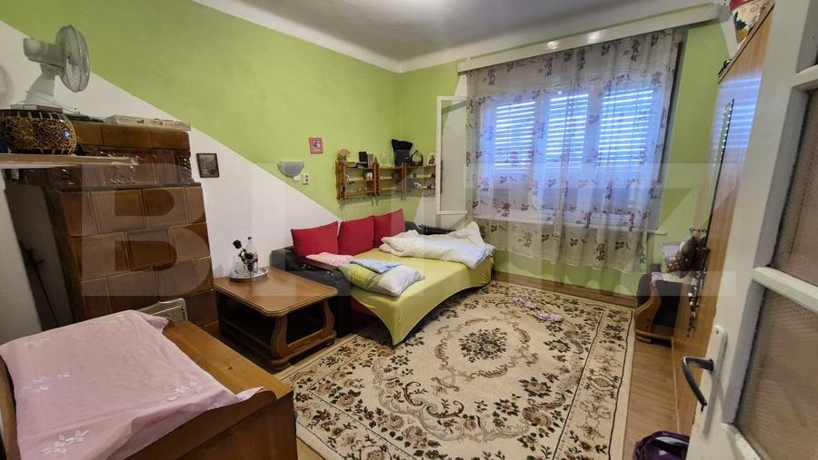 Casă individuală cu 4 camere cu Canalizare în Cloșca