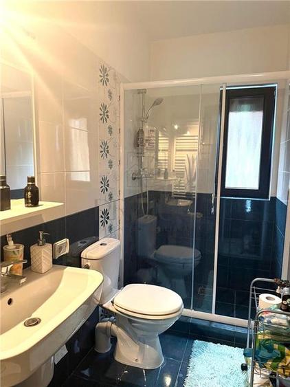 Duplex cu 4 camere cu Canalizare în Dumbrăvița