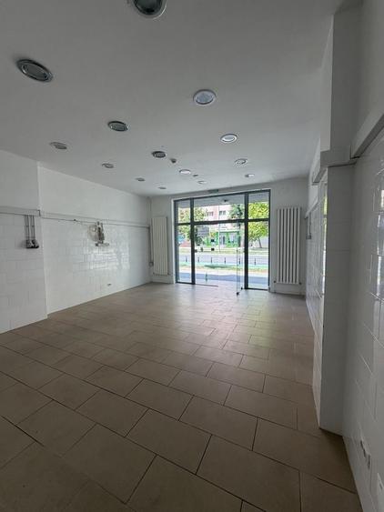Spațiu comercial, de 50 mp, în Central
