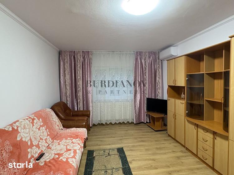 Apartament cu 2 camere decomandat, mobilat în Giurgiului