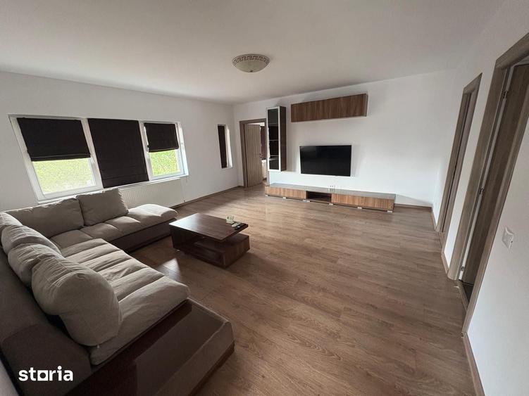 Apartament cu 3 camere în Dumbrăvița