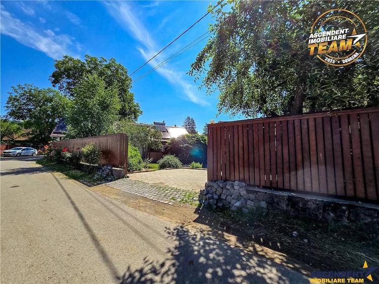 Casă cu Teren 418 Mp în Central