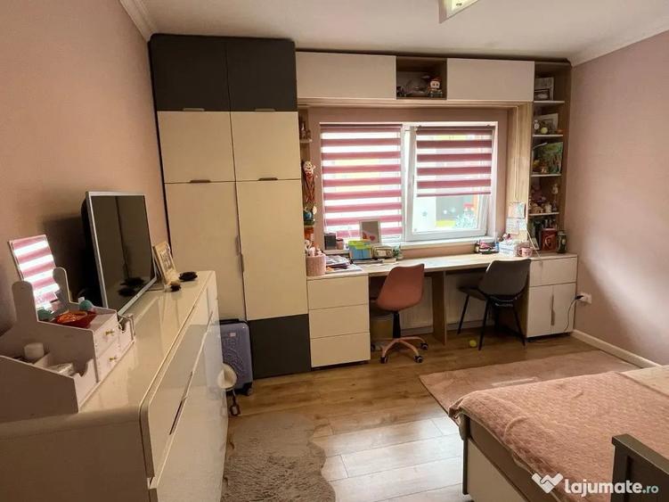 Apartament cu 2 camere decomandat în Florești