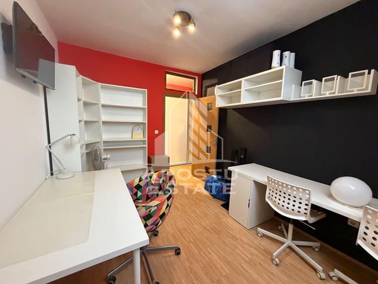 Apartament cu 3 camere decomandat în Aradului