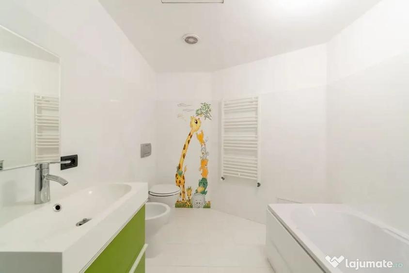 Casă cu 4 camere cu Teren 475 Mp în Găvana