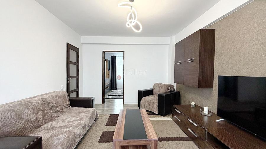 Apartament cu 2 camere semidecomandat, mobilat în Ultracentral