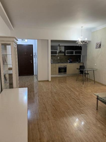 Apartament cu 2 camere decomandat în Decebal