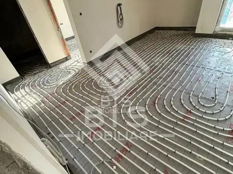 Apartament cu 3 camere decomandat în Vest