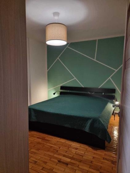 Apartament cu 3 camere decomandat, mobilat în Pantelimon