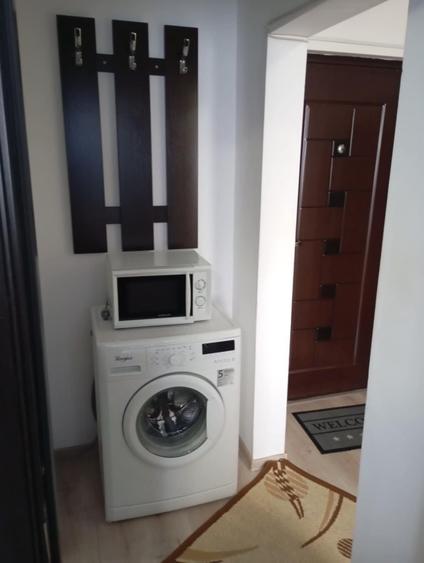 Garsonieră decomandată în Tudor