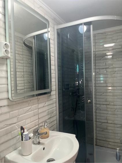 Casă cu 4 camere cu Teren 597 Mp în Central