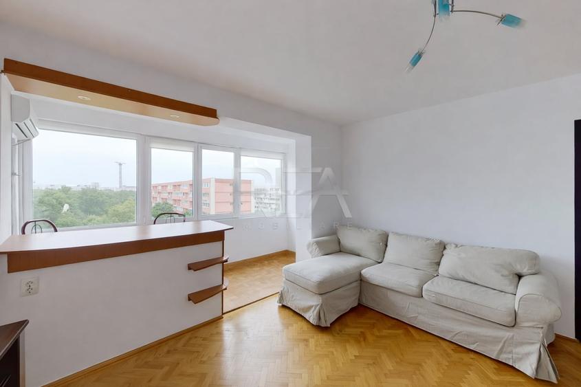 Apartament cu 3 camere semidecomandat, mobilat în Câmpia Libertății