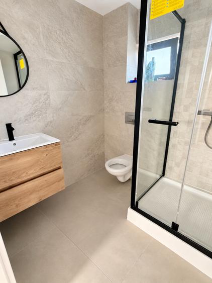 Casă individuală cu 4 camere cu Canalizare în 1 Decembrie