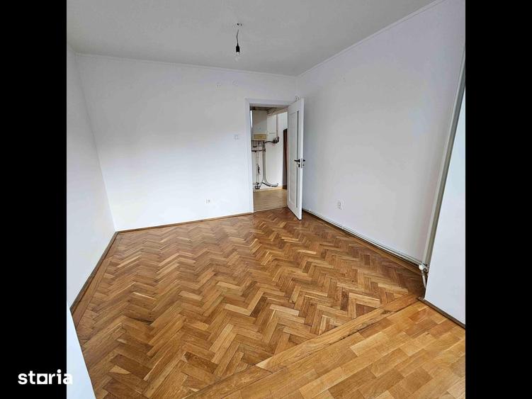 Apartament cu 4 camere în Central