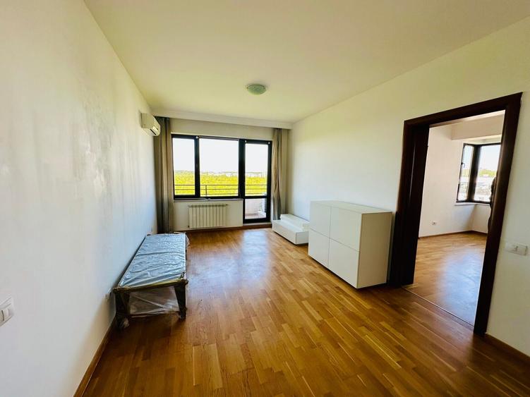 Apartament cu 2 camere semidecomandat, mobilat în Băneasa