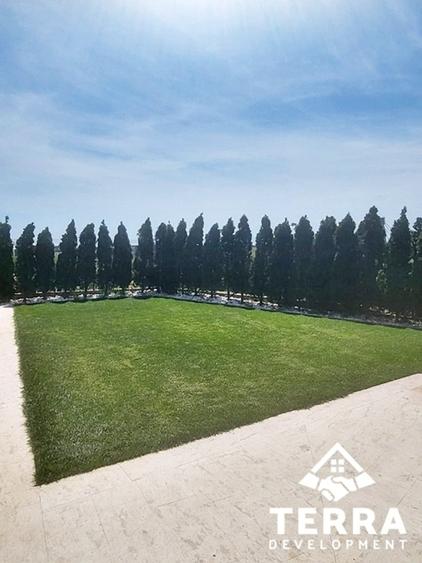 Casă cu 4 camere cu Piscina în Lazu