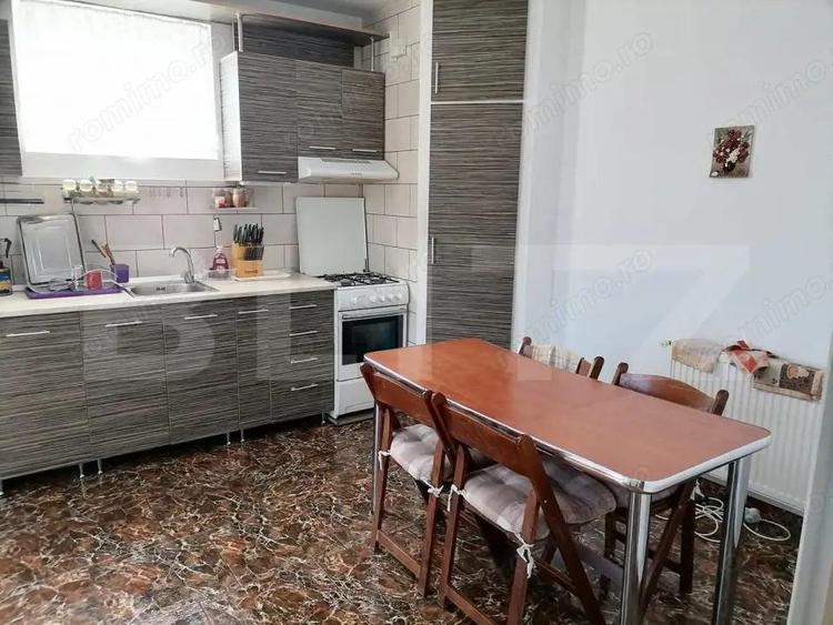 Casă cu 3 camere cu Teren 460 Mp în Ernei