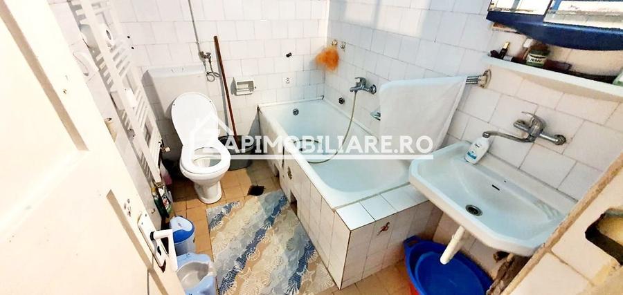 Casă individuală cu 3 camere cu Canalizare în Mureșeni