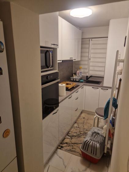 Apartament cu 2 camere nedecomandat în Colanu