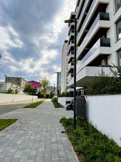 Apartament cu 2 camere semidecomandat în Aviației
