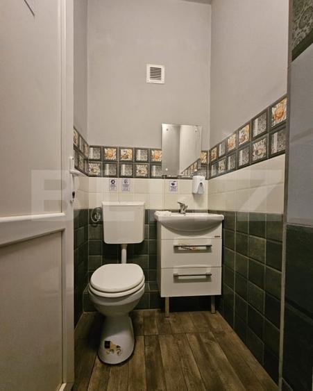Spațiu comercial, de 674.80999755859 mp, în Complex Studențesc