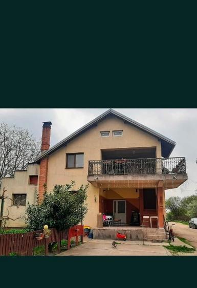 Spațiu industrial, de 220 mp, în Est