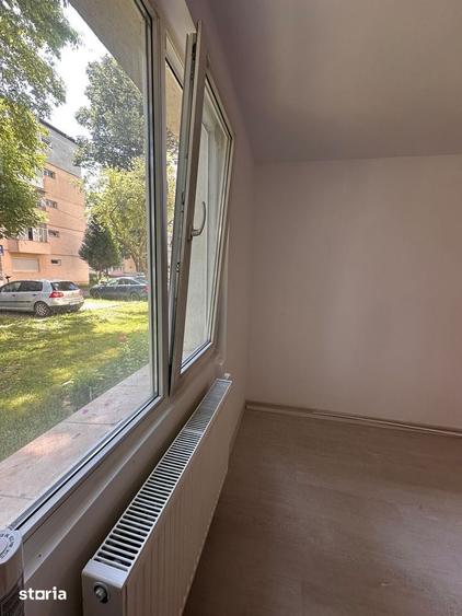 De vanzare garsoniera cf 1, zona excelenta Pret 38000 euro negociabil - 3